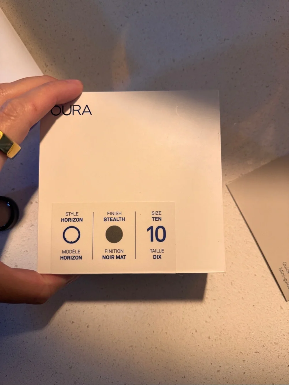 Oura Horizon Ring in Stealth Black 10